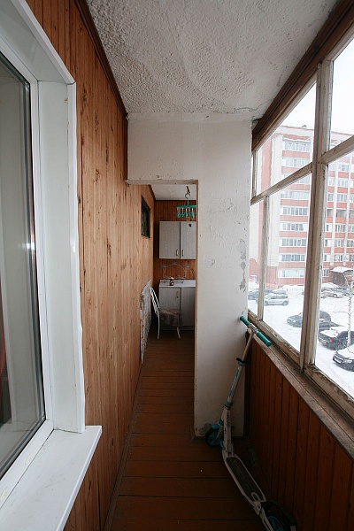 К продаже предлагается просторная 3-х комнатная квартира с дизайнерским ремонтом. 